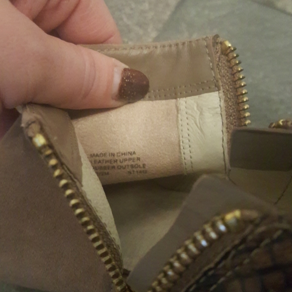 Michael Kors pointed snakeskin ankle booties - Picture 6 of 6